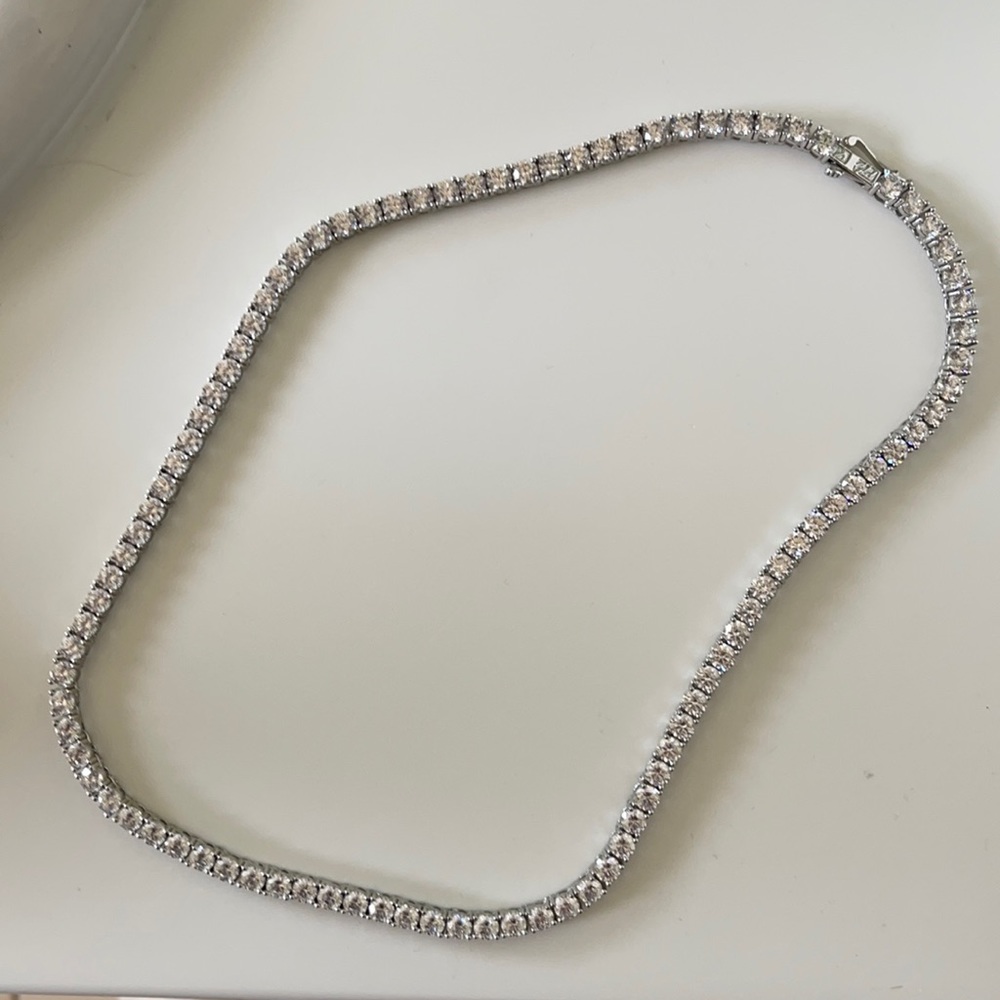 GLD necklaces
